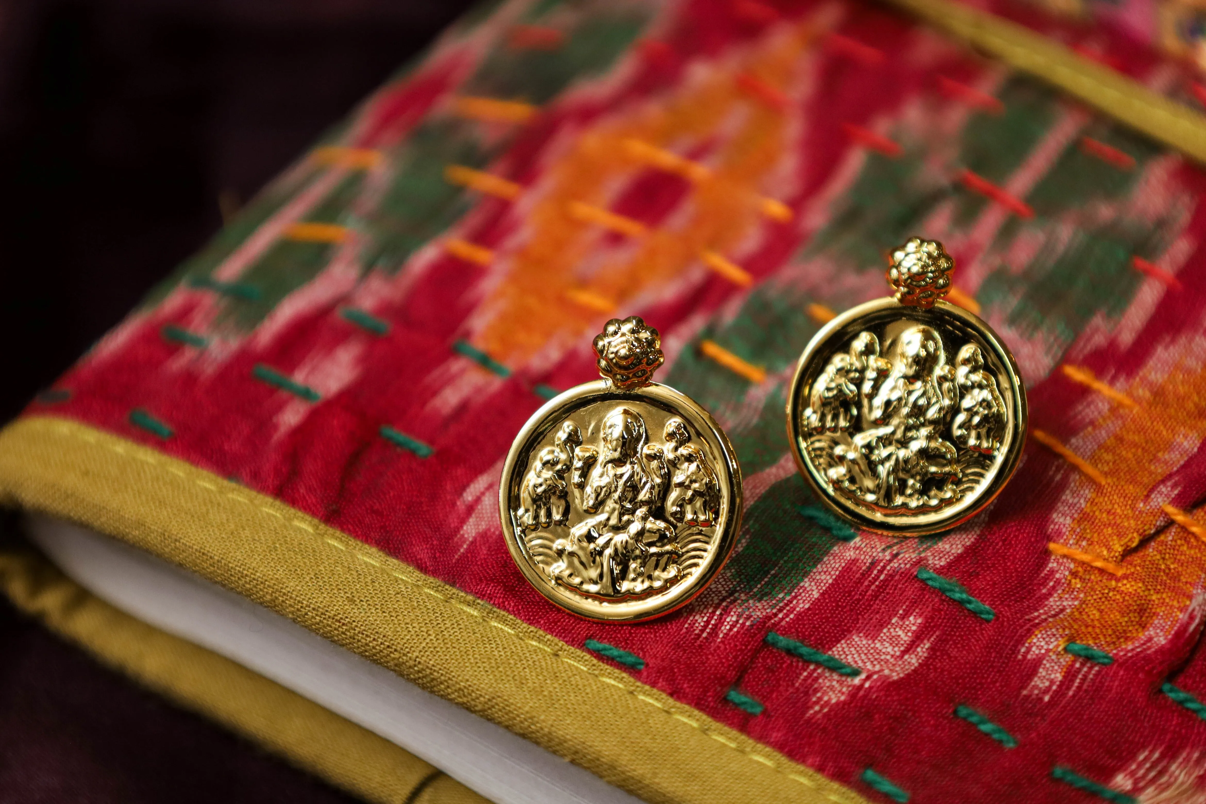 मोठा पुतळीहार   कानातले | Long Putali Haar   Earrings