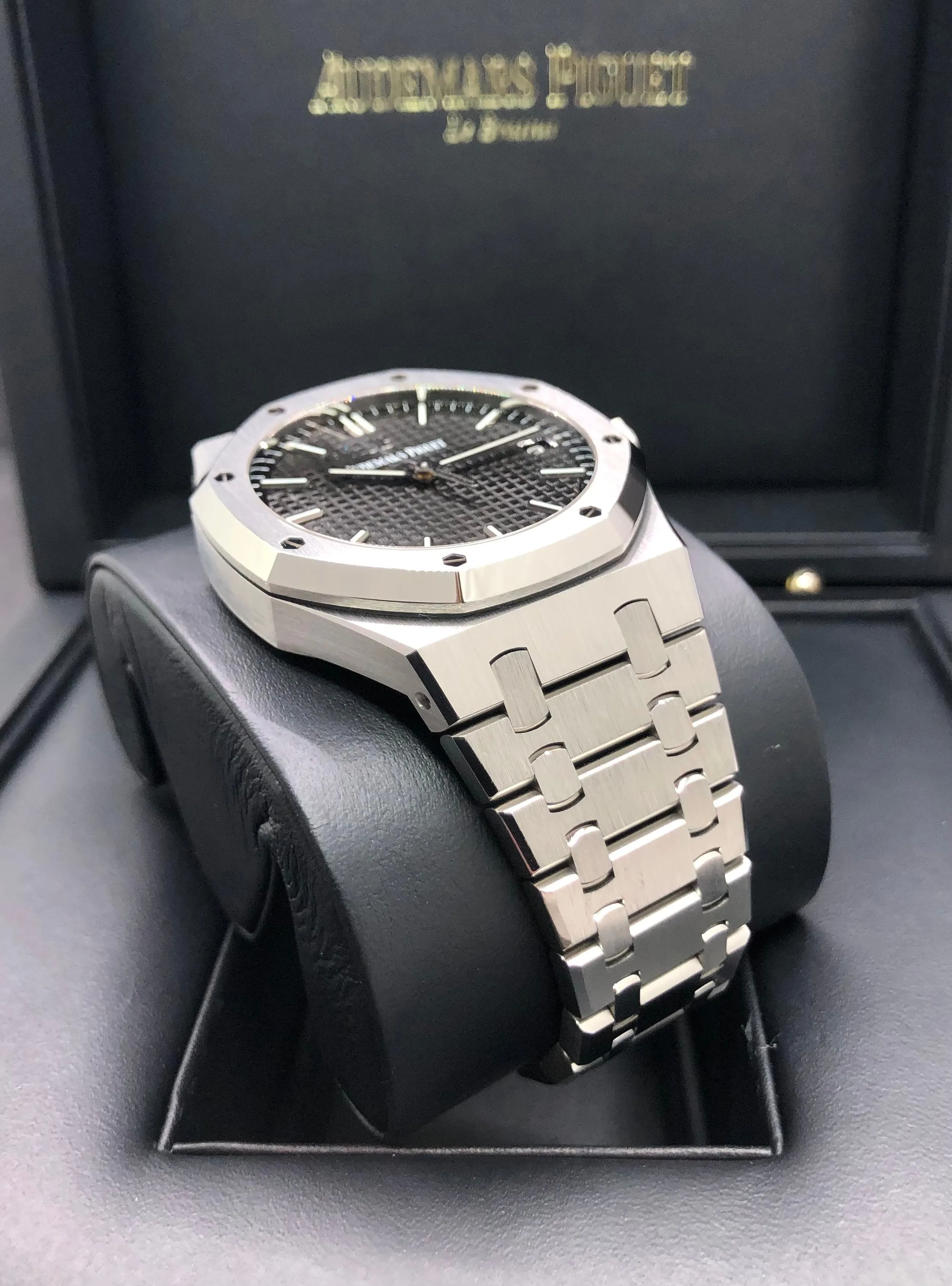 2021 Audemars Piguet Royal Oak Selfwinding 15500ST