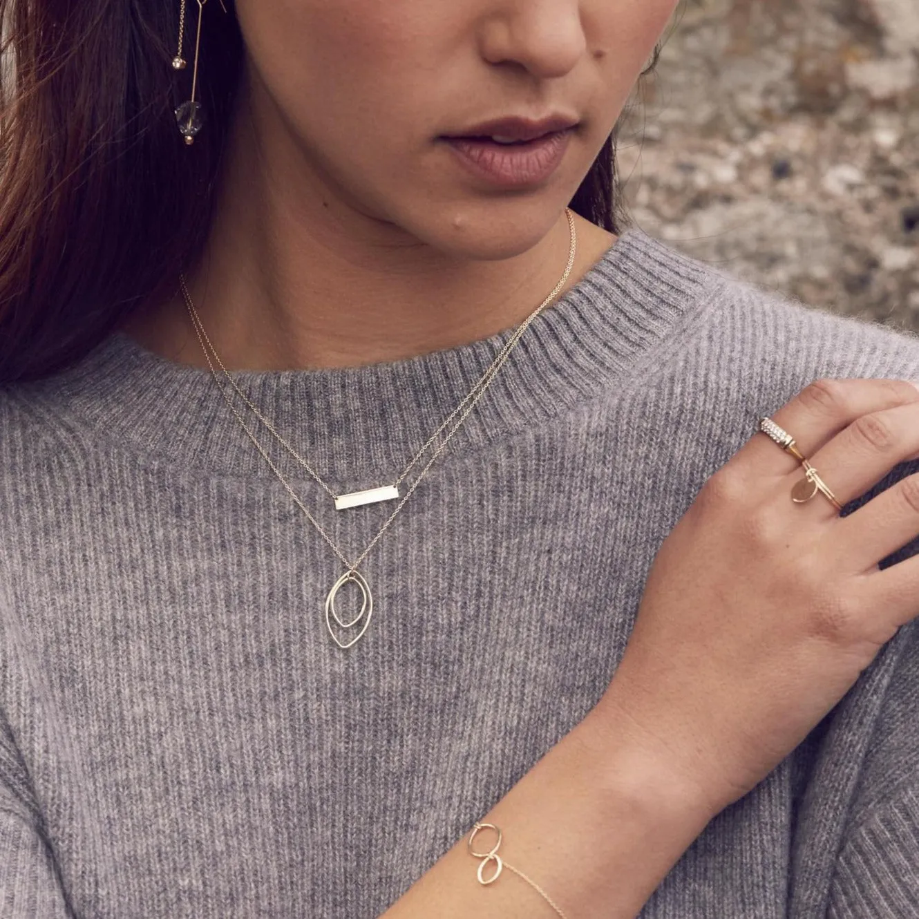 9kt Gold Bar Pendant Necklace
