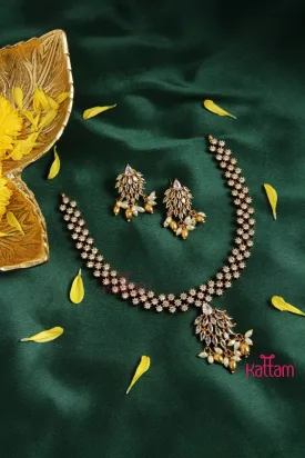 AD White Drop Pearl Choker