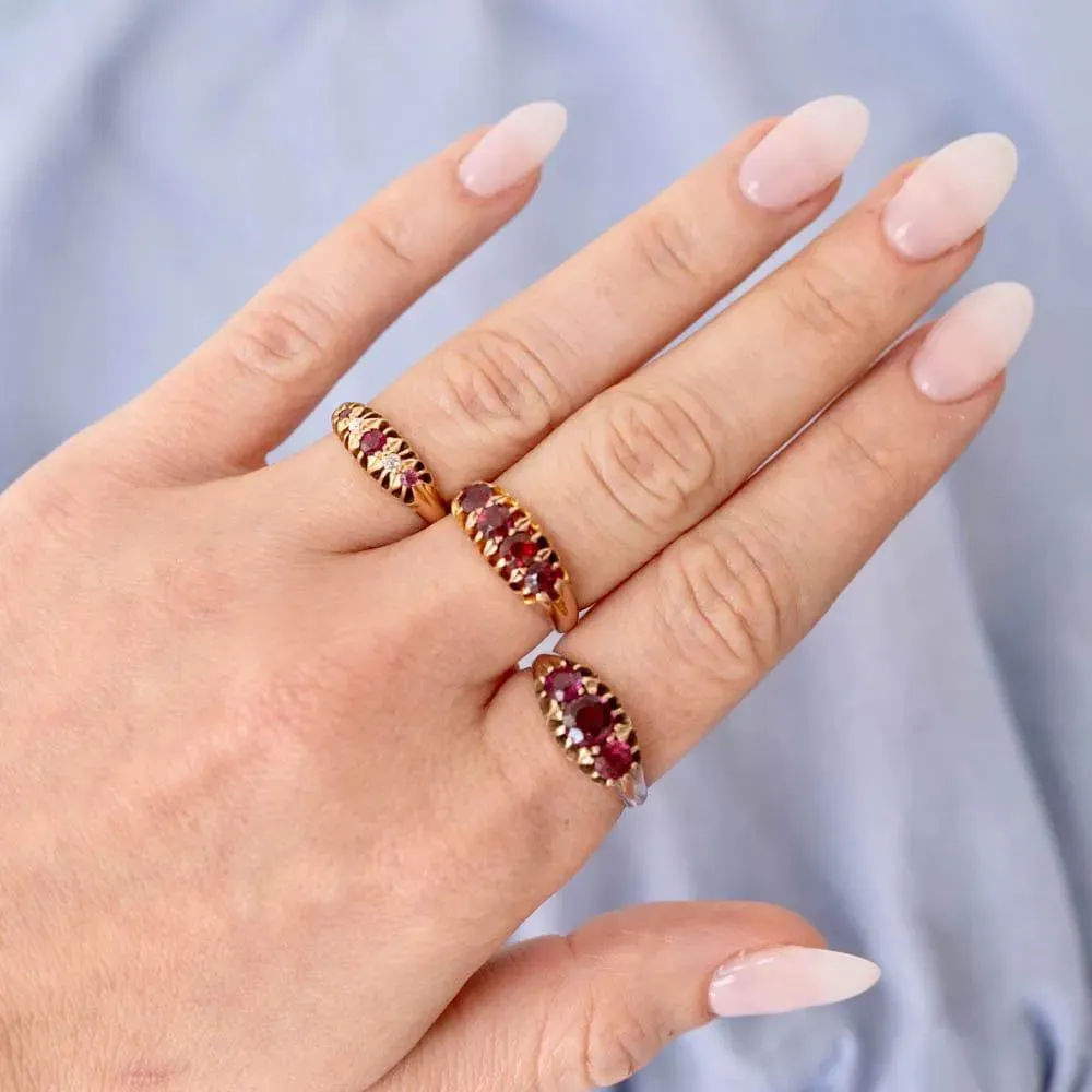 Antique Victorian Triple Garnet 9ct Gold Ring
