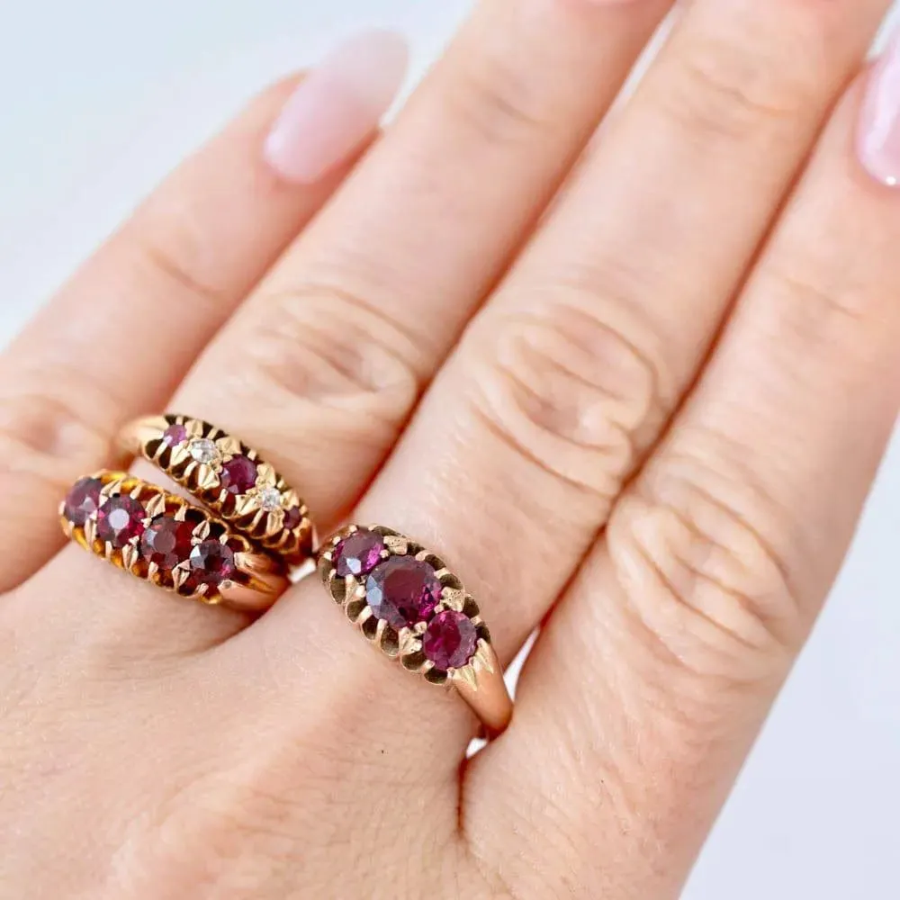 Antique Victorian Triple Garnet 9ct Gold Ring