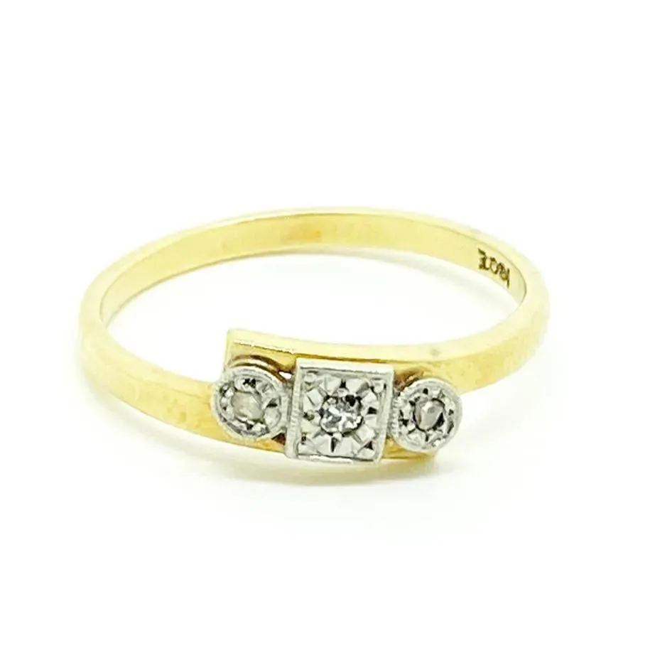 Art Deco 18ct Gold Diamond Ring