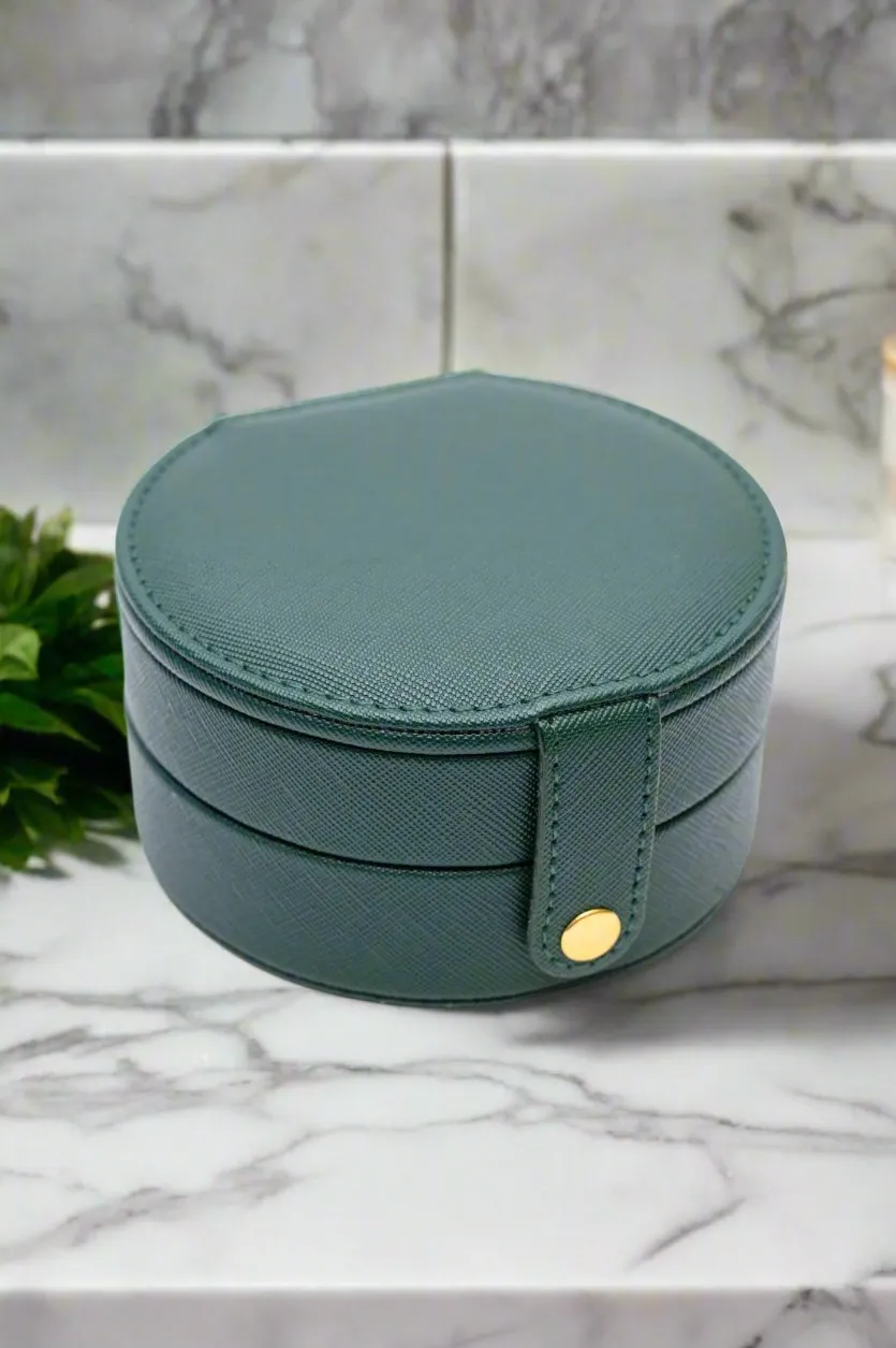 Circular Travel Jewelry Case in Green