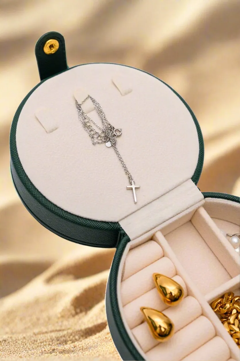 Circular Travel Jewelry Case in Green