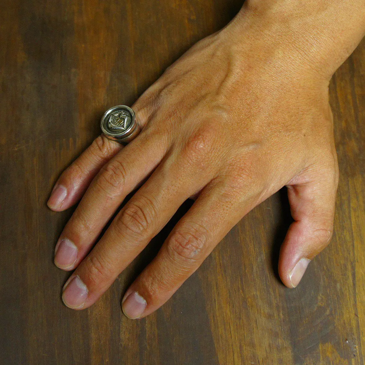 Fake Smile White Collar Ring