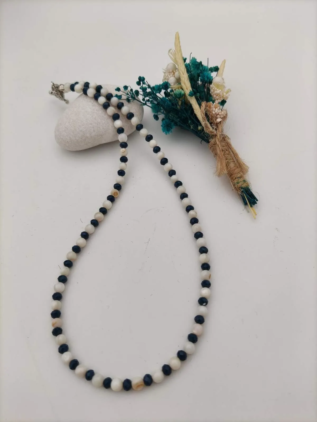 Healing Necklace Mother of Pearl and Czech Crystal
