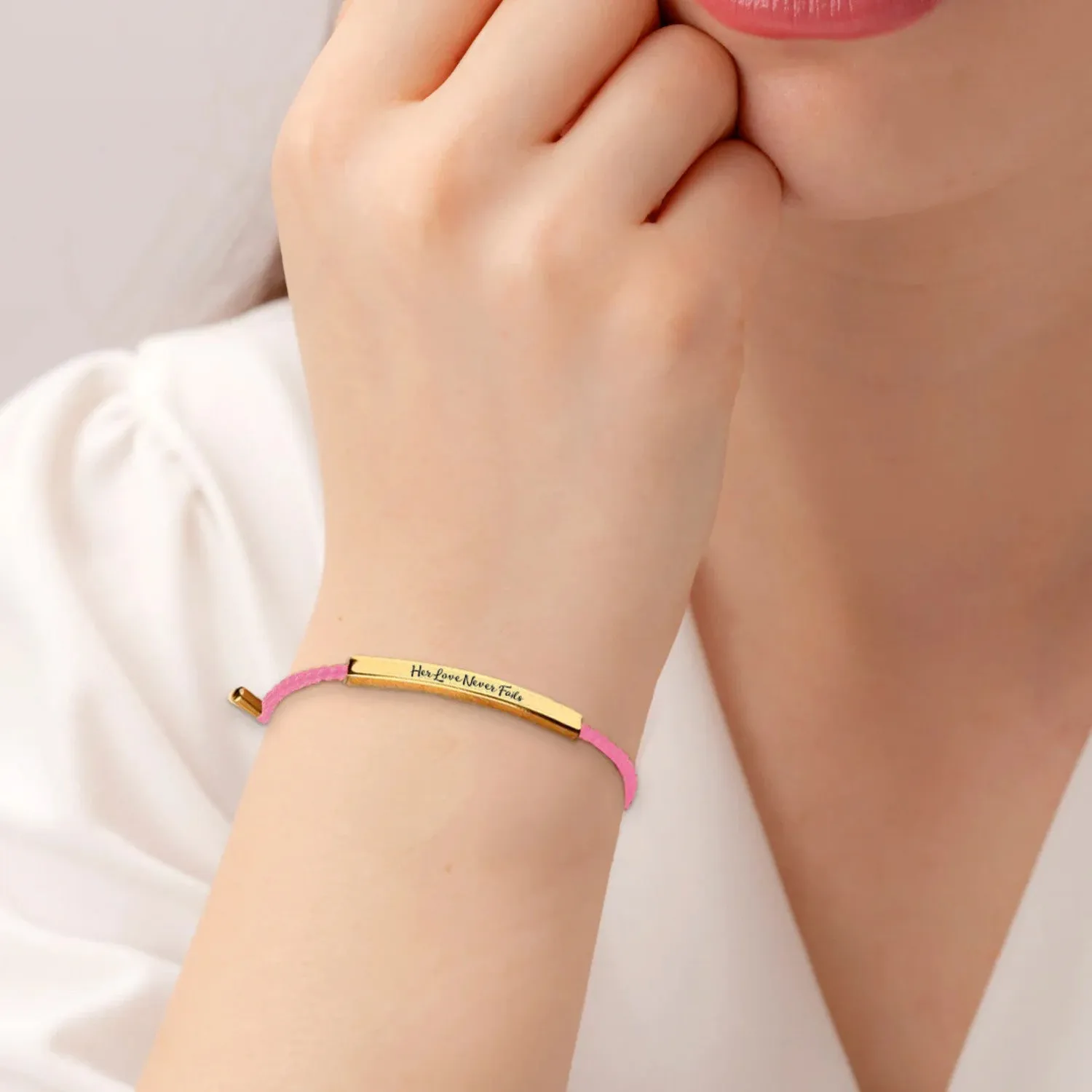 Her Love Never Fails Tube Bracelet