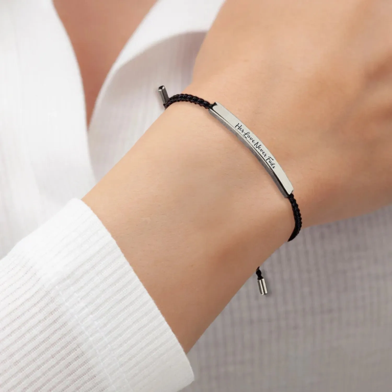 Her Love Never Fails Tube Bracelet