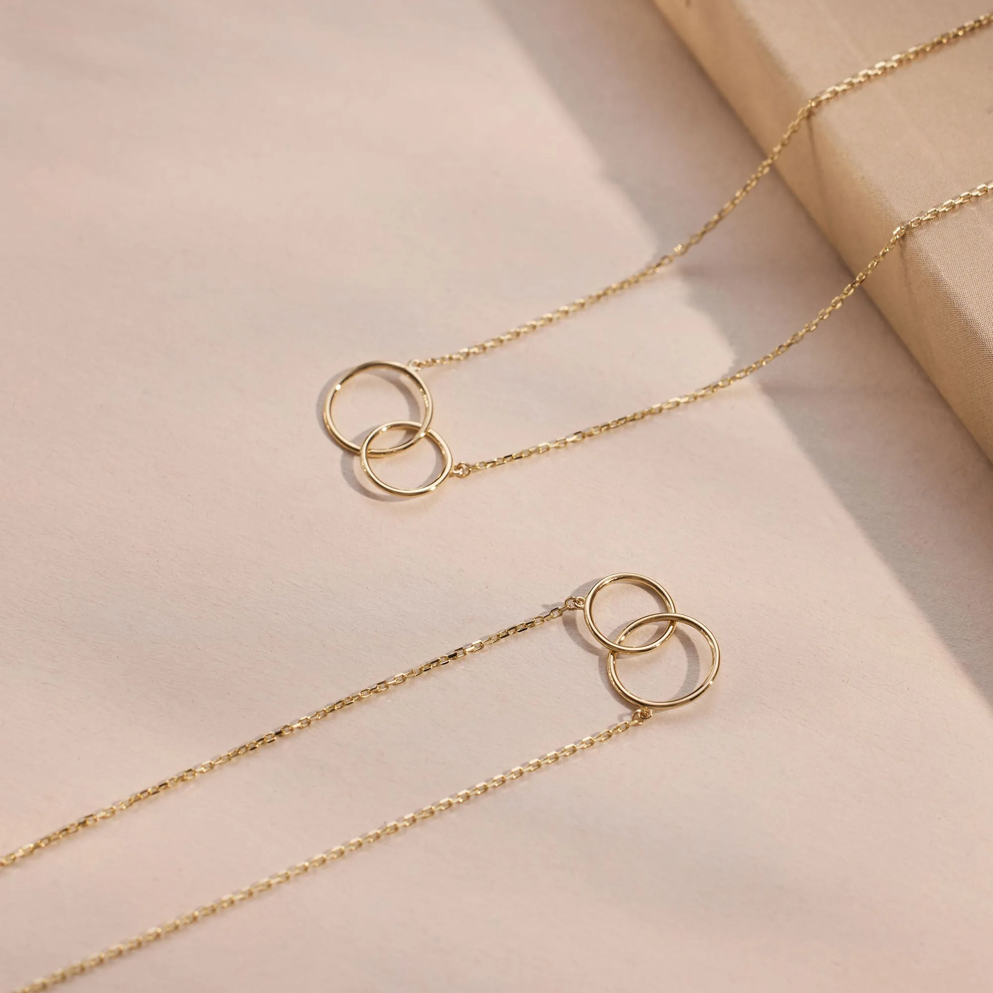 Le Marais Loulou 14 karat gold bracelet with rings
