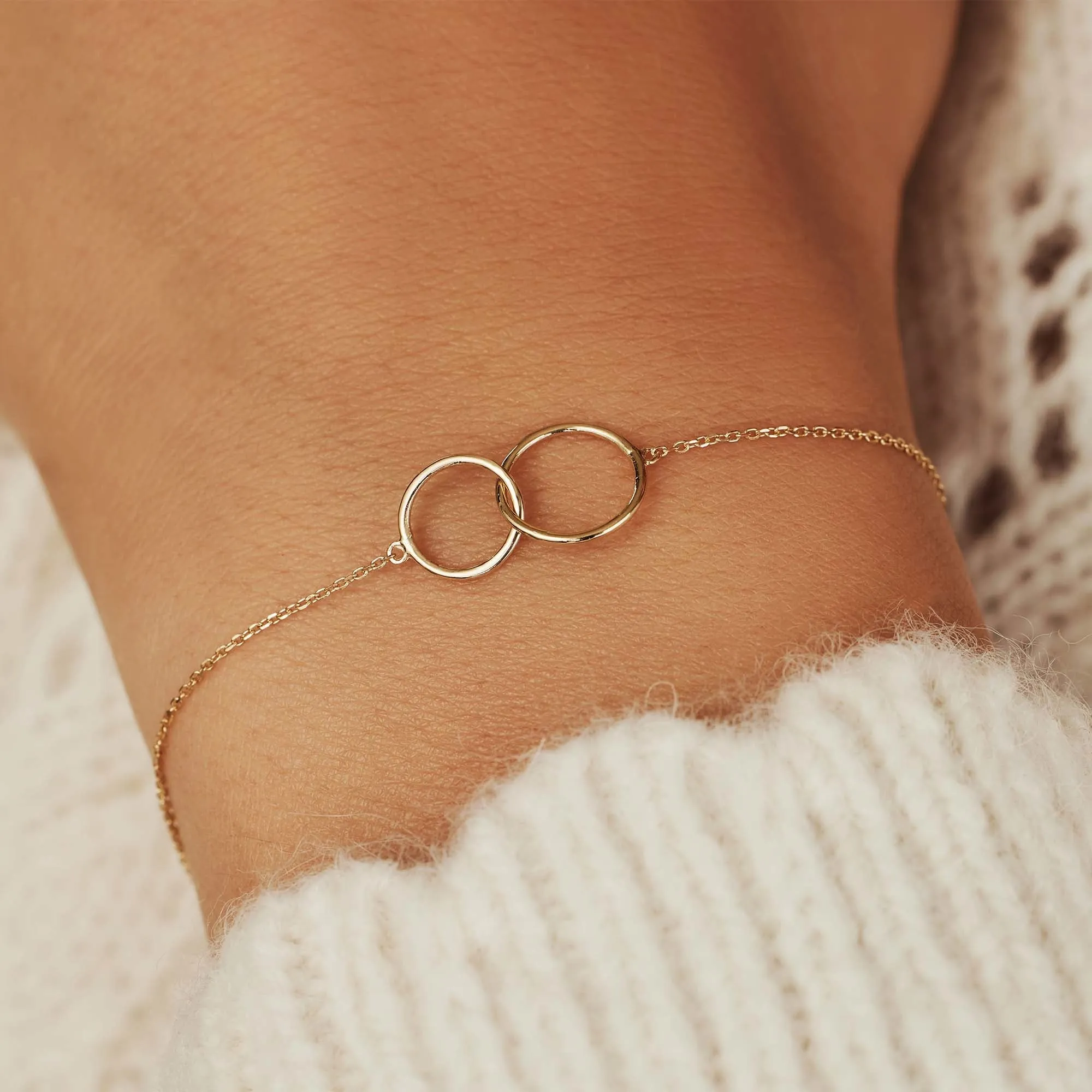 Le Marais Loulou 14 karat gold bracelet with rings